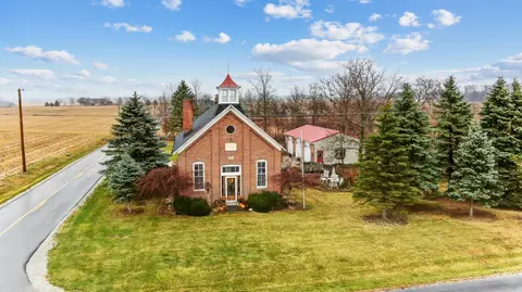 11524 Owl Creek Rd, Wapakoneta, OH 45895