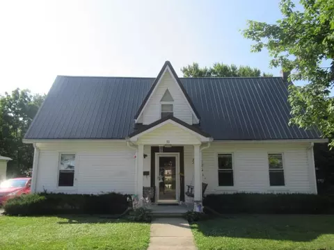 111 E Race St, Mechanicsburg, OH 43044