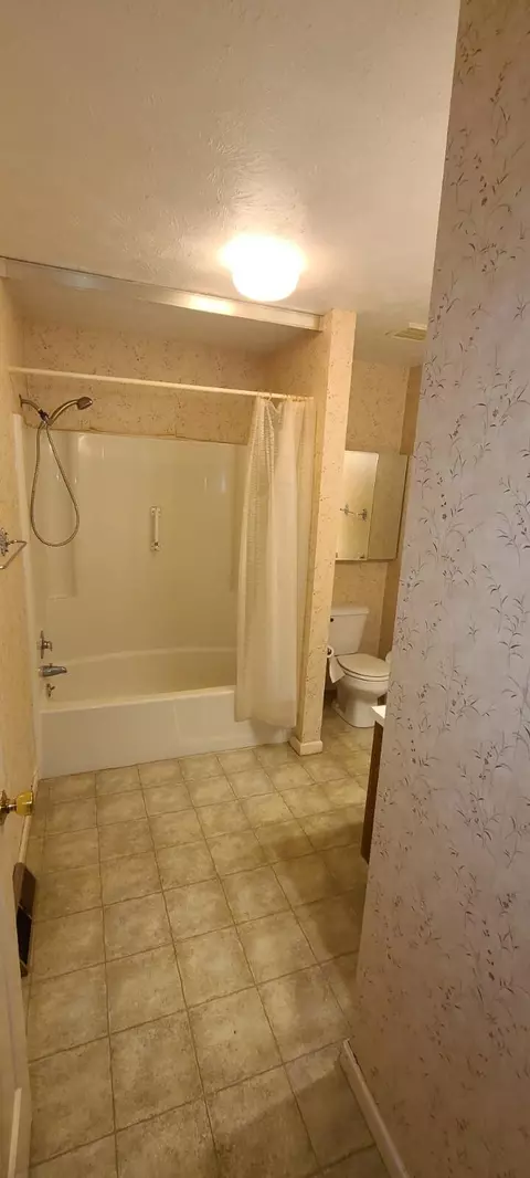 2504 Red Coach Dr, Springfield, OH 45503 photo 12