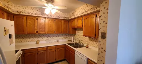 2504 Red Coach Dr, Springfield, OH 45503 photo 6