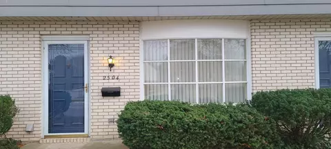 2504 Red Coach Dr, Springfield, OH 45503