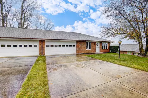726 Grandview Dr, Springfield, OH 45503 photo 3