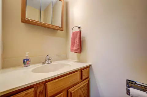 726 Grandview Dr, Springfield, OH 45503 photo 13