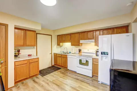 726 Grandview Dr, Springfield, OH 45503 photo 9