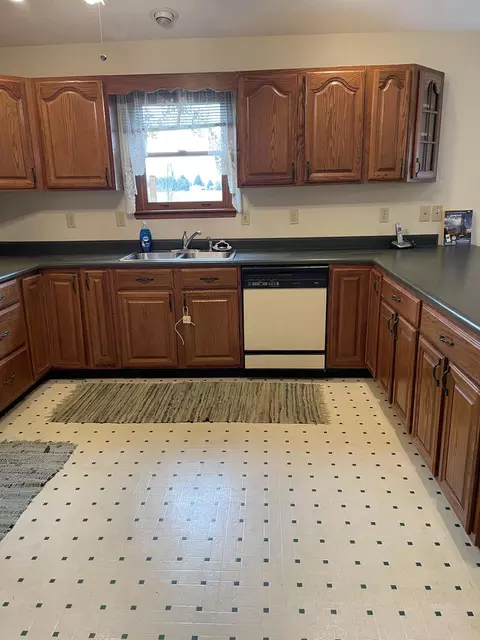 3240 Willow Rd, Springfield, OH 45502 photo 16