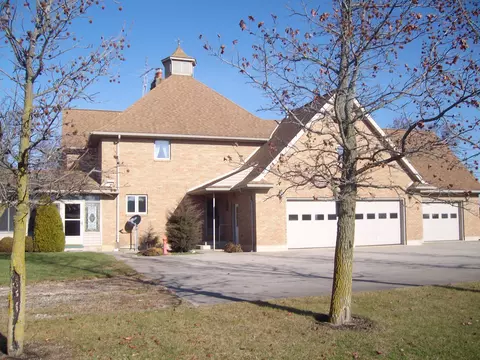 Exterior - 7819 Weitz Rd, Celina, OH 45822 photo 3 of 22