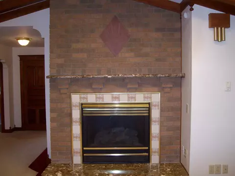 Living - 7819 Weitz Rd, Celina, OH 45822 photo 4 of 8