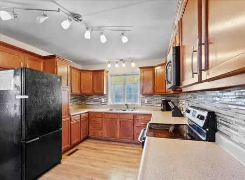 431 N Cherry St, Kenton, OH 43326 photo 20