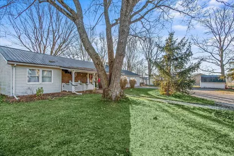 8287 Indian Dr, Lewistown, OH 43333
