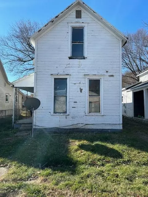 120 Gordon St, Piqua, OH 45356