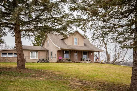 7749 State Route 508, De Graff, OH 43318