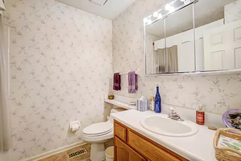 1934 Wedgewood Cir, Springfield, OH 45503 photo 21