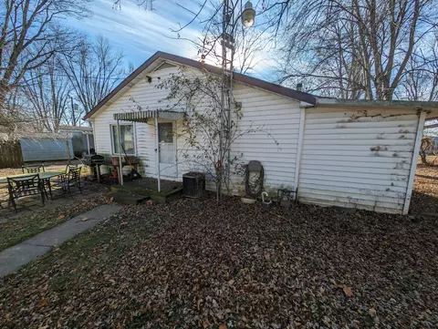 38 Circle Dr, Celina, OH 45822 photo 2