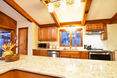955 White Oak Dr, Springfield, OH 45504 photo 5