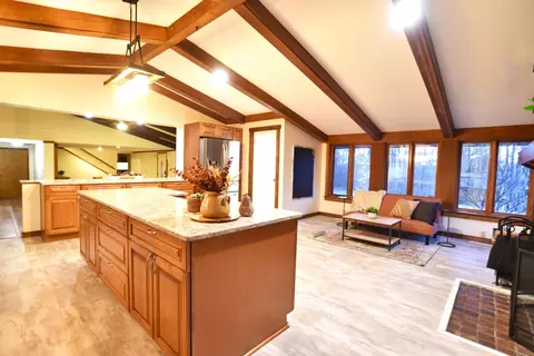 955 White Oak Dr, Springfield, OH 45504 photo 7