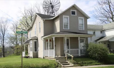 617 Sherman Ave, Springfield, OH 45503
