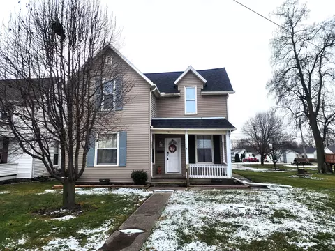 903 E Spring St, Saint Marys, OH 45885