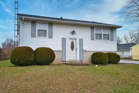 136 Weinland Dr, New Carlisle, OH 45344