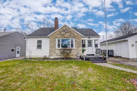 1222 Cherokee Dr, Springfield, OH 45506