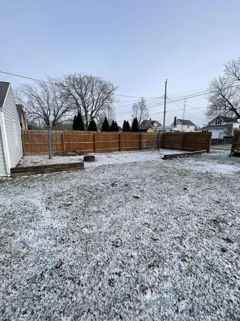 Exterior - 413 E Plum St, Coldwater, OH 45828 photo 5 of 7