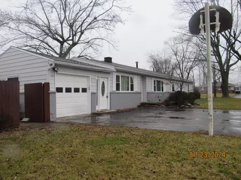 Exterior - 2132 W Mile Rd, Springfield, OH 45503 photo 10 of 18