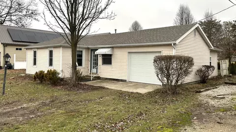 Exterior - 232 Jackson Dr, Celina, OH 45822 photo 3 of 8