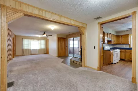 2736 Hilltop Ave, Springfield, OH 45503 photo 24
