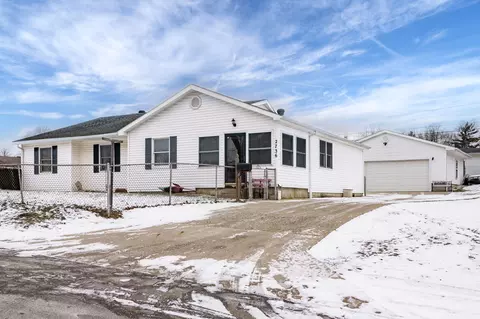 2736 Hilltop Ave, Springfield, OH 45503 photo 3