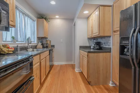 2156 Broadway St, Springfield, OH 45504 photo 9