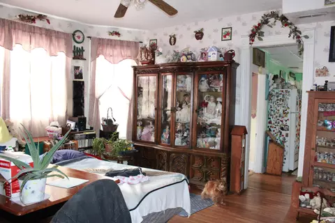253 S Plum St, Springfield, OH 45506 photo 7