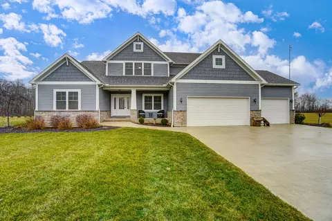 15960 Stroh Ln, Saint Marys, OH 45885