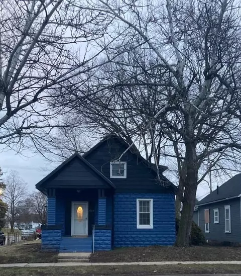 1323 Washington Ave, Piqua, OH 45356