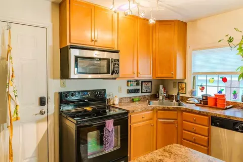 1531 N Plum St #D, Springfield, OH 45504 photo 8