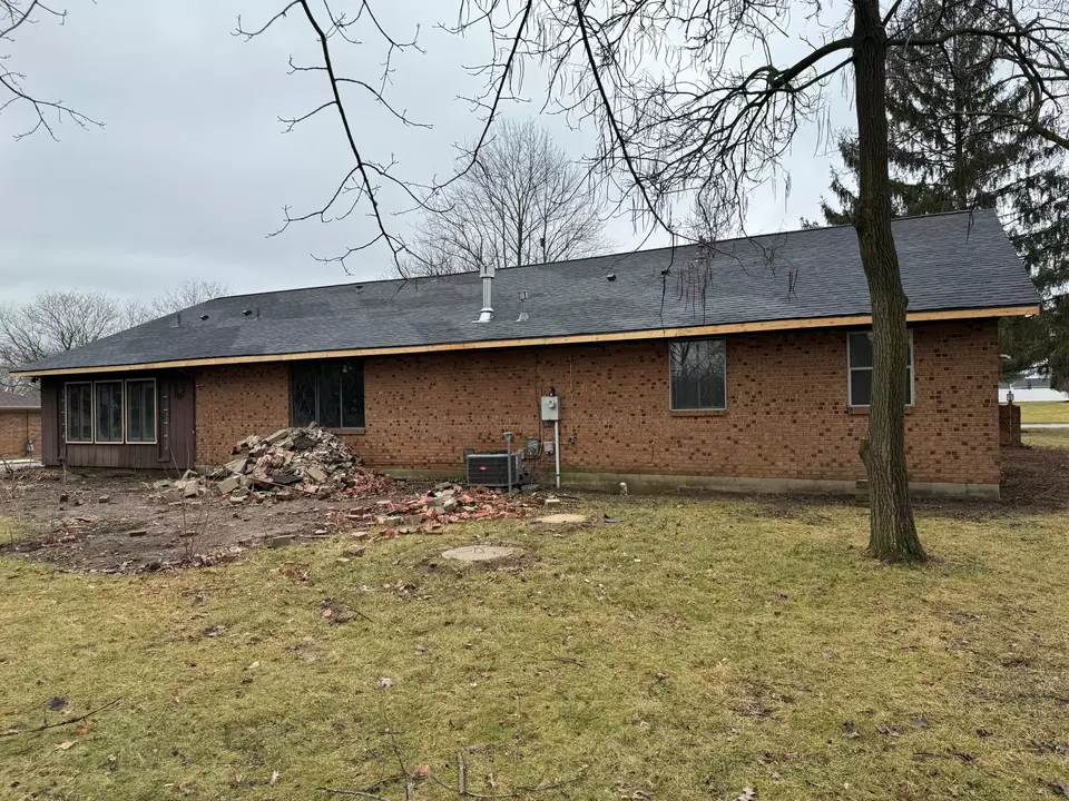  5620 Phillip Dr, Tipp City, OH 45371 photo 3