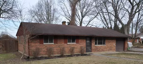 6325 Studebaker Rd, Tipp City, OH 45371