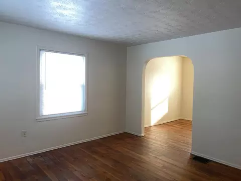 873 E Mccreight Ave, Springfield, OH 45503 photo 3