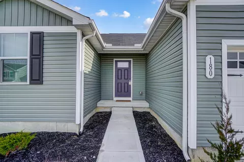 180 Skyway Dr, Springfield, OH 45505 photo 4