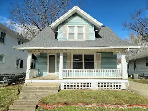 1116 Maiden Ln, Springfield, OH 45504