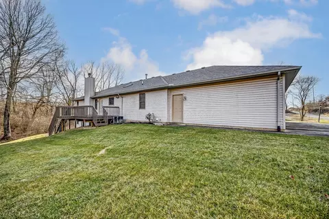 Exterior - 1065 Spring Falls Ave, Springfield, OH 45502 photo 9 of 15