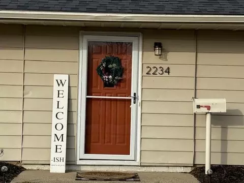 Exterior - 2234 N Hadley Rd, Springfield, OH 45505 photo 2 of 4
