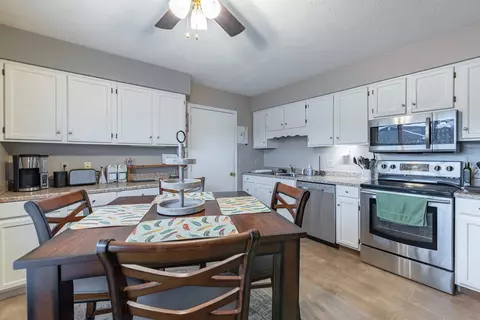 3059 W Brixton Dr, Springfield, OH 45503 photo 5