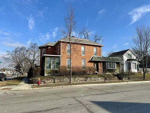 702 Columbia St, Saint Marys, OH 45885