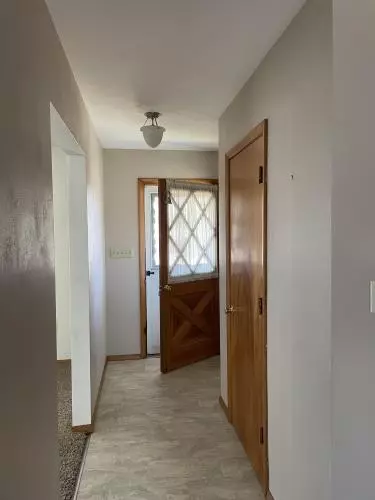 Entry Way - 2452 Thor Dr, Springfield, OH 45503 photo 1 of 3
