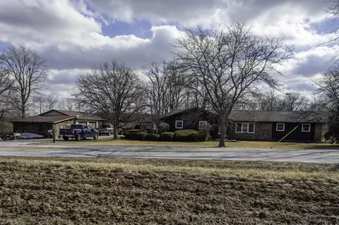6547 Lock Fourteen Rd, Wapakoneta, OH 45895