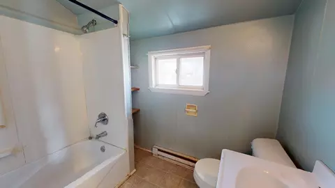 Bath - 923 Spruce Ave, Sidney, OH 45365 photo 1 of 3