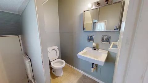 Bath - 923 Spruce Ave, Sidney, OH 45365 photo 3 of 3