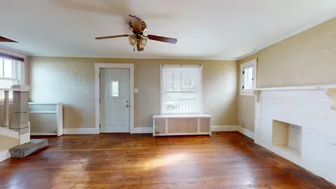 Living - 923 Spruce Ave, Sidney, OH 45365 photo 3 of 3
