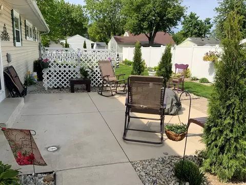 Exterior - 702 Willow St, Celina, OH 45822 photo 8 of 14