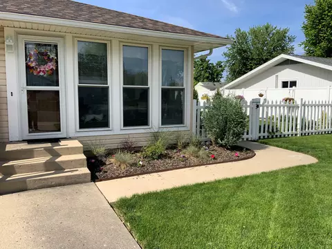 Exterior - 702 Willow St, Celina, OH 45822 photo 6 of 14