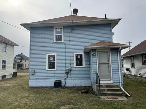 Exterior - 2206 Woodside Ave, Springfield, OH 45503 photo 4 of 7